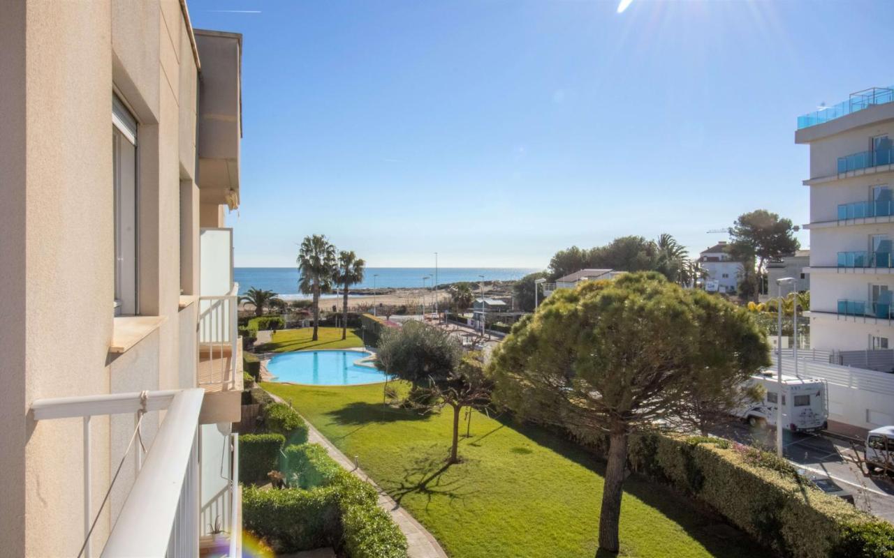 Atico En Primera Linea Con Vistas Al Mar - Roquer Marti Albert Villas Alcoceber Exterior photo